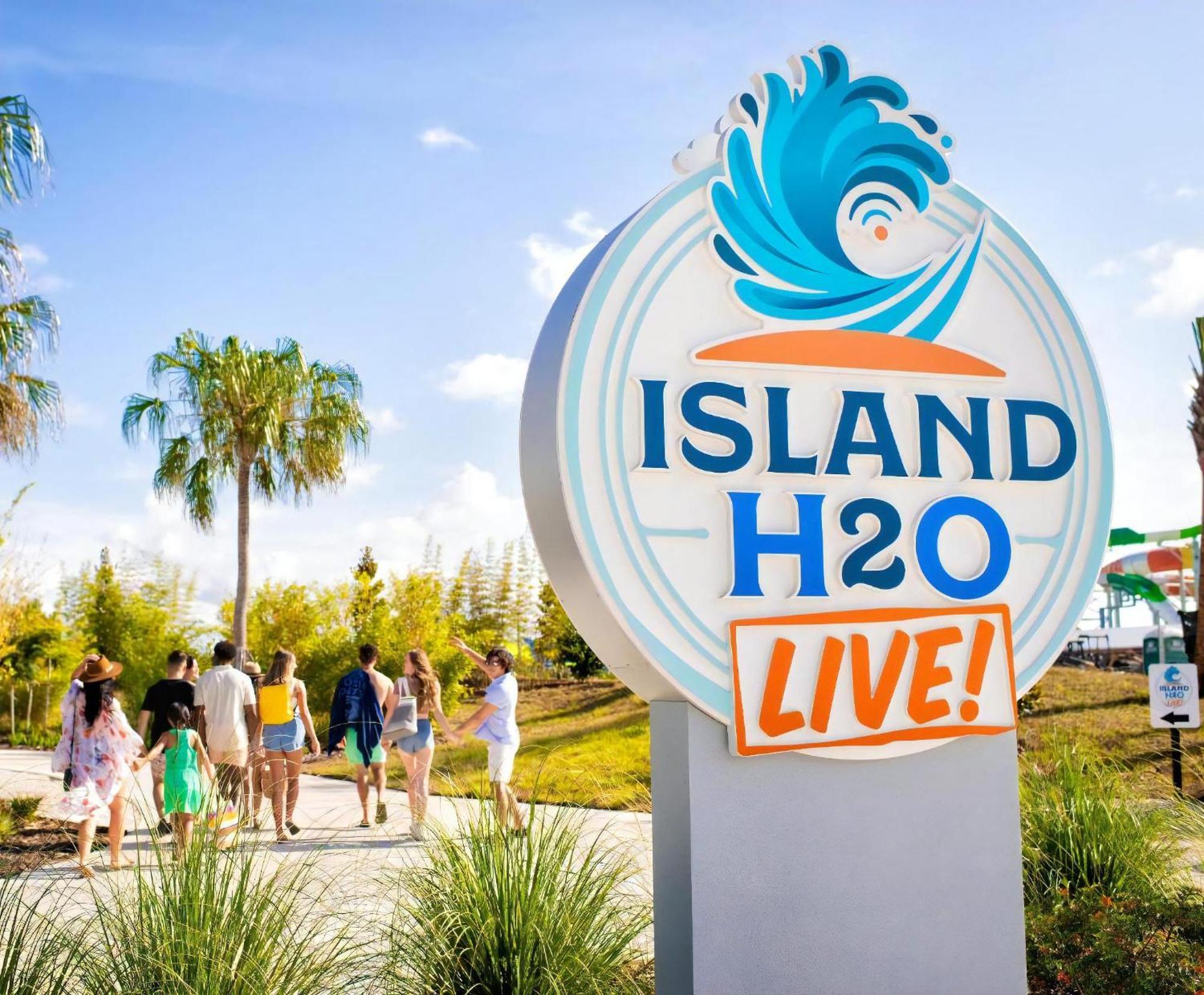 Tequila Sunrise Cottage With Private Hot Tub Near Disney With Margaritaville Resort Island H2O Access - 8008Dr 올랜도 외부 사진